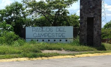 Casa de 3 recámaras en Fracc. Paseos del Campestre. Alberca y control de acceso 24 hrs