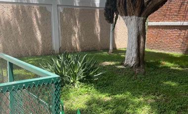 Hermosa y amplia casa en venta en Lomas de Españita, Irapuato.