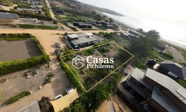 Exclusivo terreno a pasos del mar en condominio privado, en playa Punta de lobos.