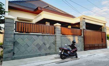 Rumah Mewah 261m² Dekat Fave Hotel Manahan Solo