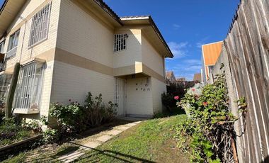 Se vende excelente casa, sector Los Pinos, Quilpué, a 20 minutos de Viña