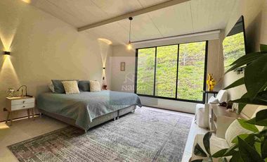 Casa campestre en Urbanización cerrada El Retiro