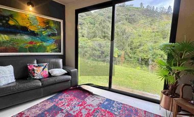 Casa campestre en Urbanización cerrada El Retiro