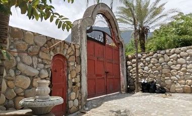 Casa Rural con cabaña y alberca la Cieneguilla Santiago Nuevo Leon/ Recuperacion Bancaria