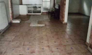 “Sucat Posadas Village House for Sale – Lot Value Deal”