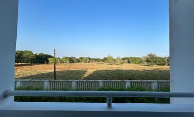 Vendo Apto amoblado En Mar Caribe, Quinto piso, Con ascensor