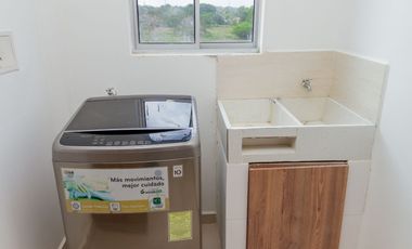 Vendo Apto amoblado En Mar Caribe, Quinto piso, Con ascensor