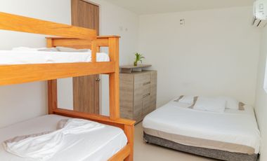 Vendo Apto amoblado En Mar Caribe, Quinto piso, Con ascensor