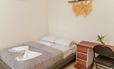 Vendo Apto amoblado En Mar Caribe, Quinto piso, Con ascensor