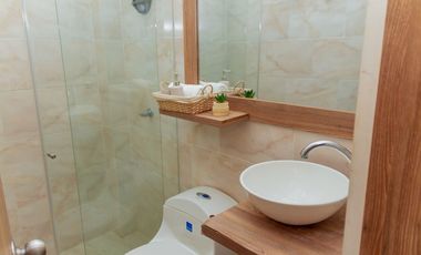 Vendo Apto amoblado En Mar Caribe, Quinto piso, Con ascensor