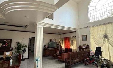 TITLED HOUSE AND LOT WITH BIG VACANT SPACE