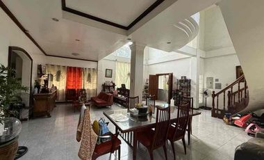 TITLED HOUSE AND LOT WITH BIG VACANT SPACE