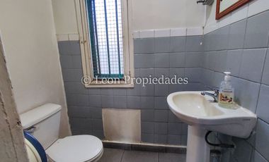 Leon Propiedades vende local comercial en Ruta 68, Curacaví.