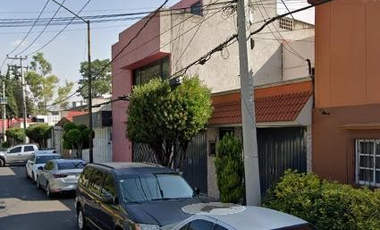CASA DE RECUPERACIÓN BANCARIA EN CALLE PASEO DE SICILIA, COL LOMAS ESTRELLA, ALCALDIA IZTAPALAPA. ¡NO SE ACEPTAN CRÉDITOS!