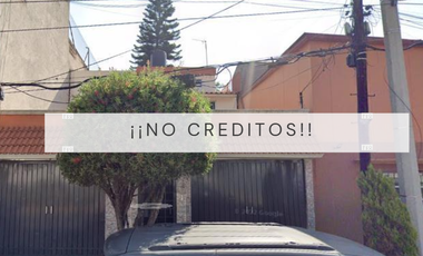 CASA DE RECUPERACIÓN BANCARIA EN CALLE PASEO DE SICILIA, COL LOMAS ESTRELLA, ALCALDIA IZTAPALAPA. ¡NO SE ACEPTAN CRÉDITOS!