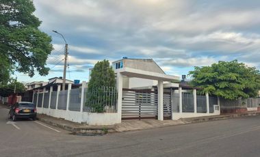 SE VENDE CASA DE UN PISO ENREJADA, SECTOR ORIENTE DE NEIVA, URBANIZACIÓN BUGANVILES