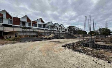 Villa Residence Minimalis, Lokasi Strategis di Mumbul, Nusa Dua dekat Pantai2 Selatan Bali