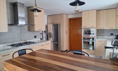 HERMOSA RESIDENCIA EN RINCONADAS DEL VALLE CON 3 RECAMARAS, ESTILO CONTEMPORANEO