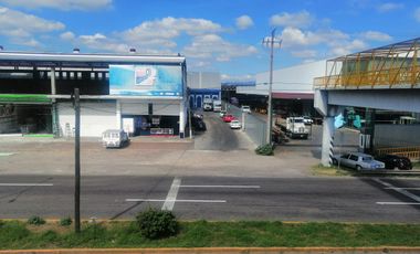 BODEGA EN RENTA SALIDA SALAMANCA LOS ANGELES, 1600 M2