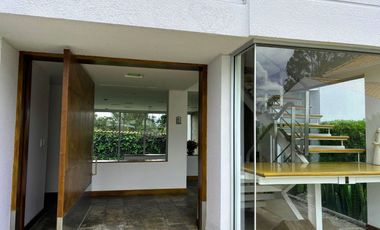 LINDA CASA DE VENTA EN TANDA – NAYÓN!!