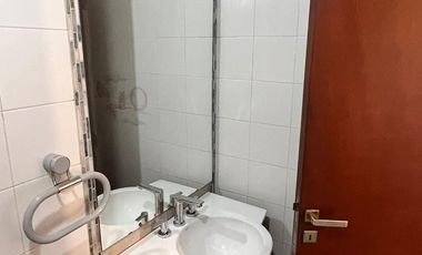 EN VENTA CASA CENTRICA