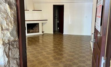 EN VENTA CASA CENTRICA