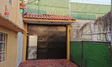 Casa en venta en Santa María Aztahuacan, Iztapalapa