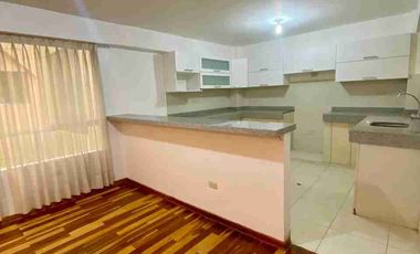 SE VENDE DEPARTAMENTO URB SANTA MONICA CUSCO