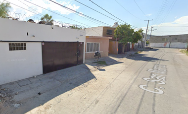 Casa en calle San Marcos, col. La Merced, Torreón, Coahuila