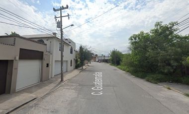 SE VENDE CASA EN GUATEMALA COL. GUADALUPE MONCLOVA, COAHUILA