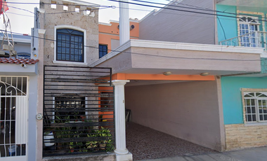 PROPIEDAD DE OPORTUNIDAD CON EXCELENTE COSTO Y UBICACION