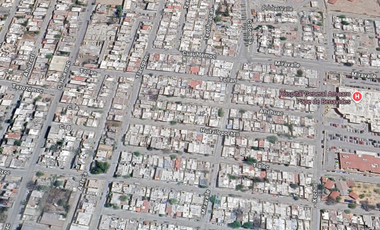 Casa en Remate Bancario en C. Huitzilopochtli, Azteca, 25756 Monclova, Coah. (65% debajo de su valor comercial)