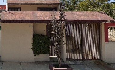 CASA EN VENTA EN FUENTES DEL VALLE, TULTITLÁN. 