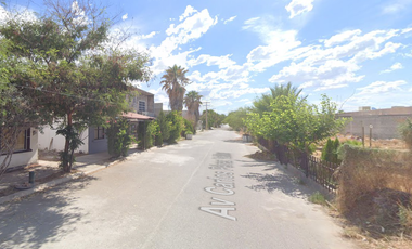 Casa en Av. Carlos Pérez Valdez, col. Joyas del Desierto, Torreón, Coahuila