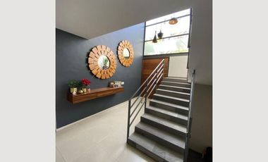 RESIDENCIA EN VENTA EN LAS CAÑADAS