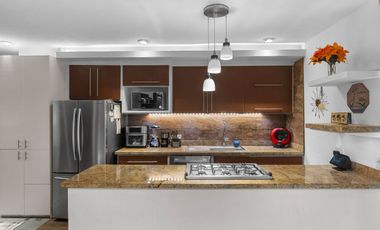 Contemporary 1-Bed, 1-Bath with Garden View & Amenities