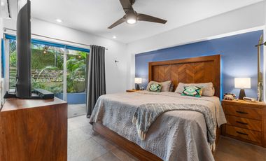 Contemporary 1-Bed, 1-Bath with Garden View & Amenities