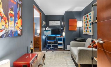 Contemporary 1-Bed, 1-Bath with Garden View & Amenities