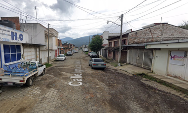 SE VENDE CASA EN RECUPERACION BANCARIA EN PARACHO, CENTRO, MICHOACAN! SOLO CONTADO.