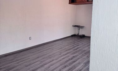 CASA DE UN NIVEL EN VENTA EN BOSQUES DEL LAGO