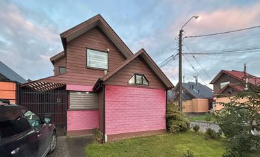 Se vende casa en Barrio Asturias, Valdivia