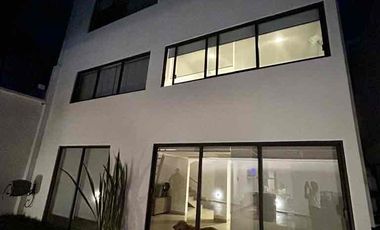 CASA EN VENTA EN NAUCALPAN, a un lado de la escuela CET