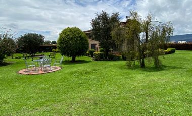 CASA LOTE CON PERRERA EN VENTA - CHÍA
