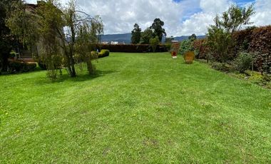 CASA LOTE CON PERRERA EN VENTA - CHÍA