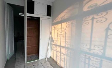 CASA EN VENTA CERCA DE LA CLÍNICA #1 DEL IMSS CALLE CRISTÓBAL COLÓN