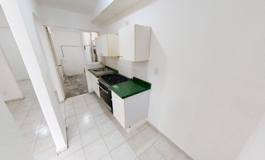 CASA CON EXCELENTE UBICACION Y CON ACCESOS RAPIDOS A 10 MINUTOS DEL CENTRO DE TOLUCA