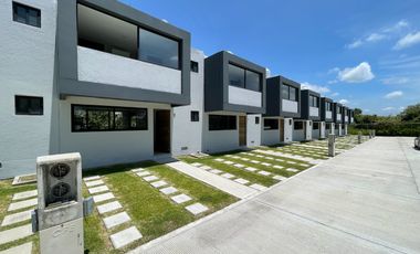Venta de Casa en Condominio en Santa Fe Lifestyle, Xochitepec, Morelos