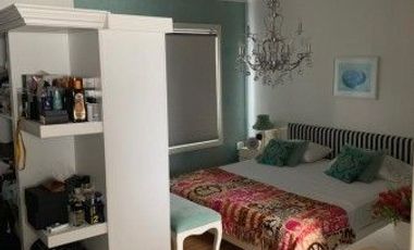 Casa en complejo cerrado Hurlingham centro