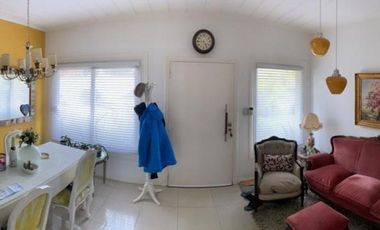 Casa en complejo cerrado Hurlingham centro