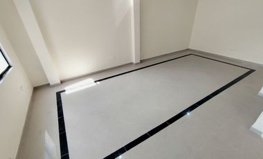 🏠 CASA INDEPENDIENTE CON LOCAL COMERCIAL. - 2 PISOS CON TERRAZA - CRÉDITO VIP. (Barrio La Pradera - Bellavista-Calderón)